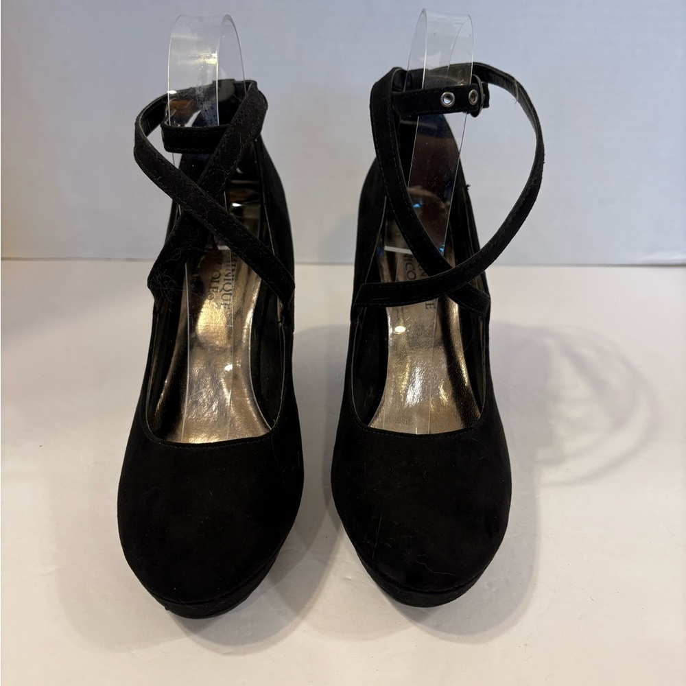 Dominique Nicole black faux suede cross strap block heels shoes size 7M